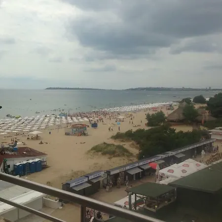 Beach Kaya Slantschew brjag